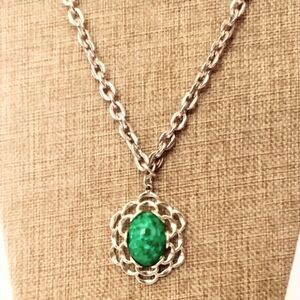 Vintage Sarah Coventry "Flattery" Silver Tone Pendant Necklace 1974